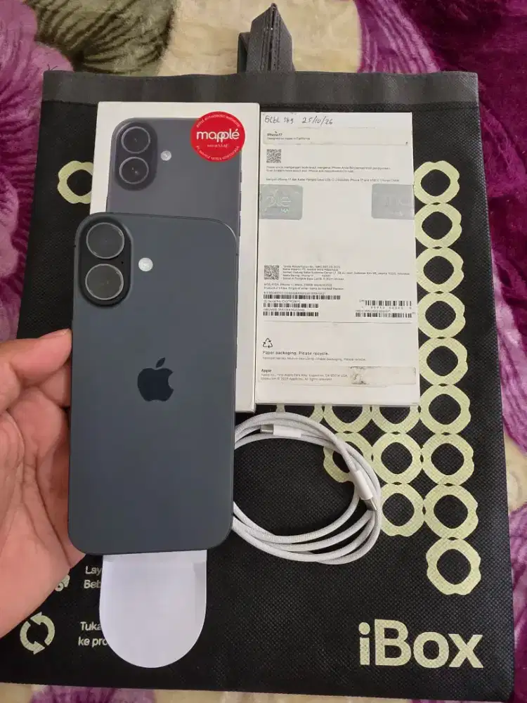 iphone 17 256gb resmi iBox,garansi 25-10--2026 battry health 93%