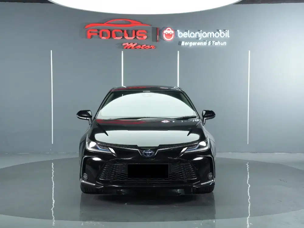 Toyota Corolla Altis 1.8 Hybrid TSS AT Hitam 2024 NIK 2023 Like New