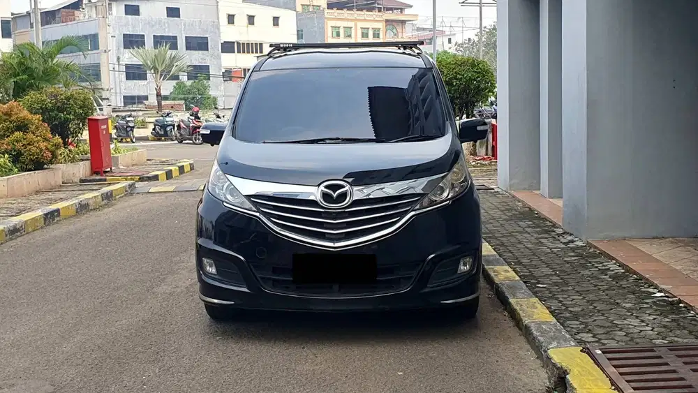 Mazda Biante 2.0 Skyactiv AT Hitam Metalik NIK 2015 Record Garansi