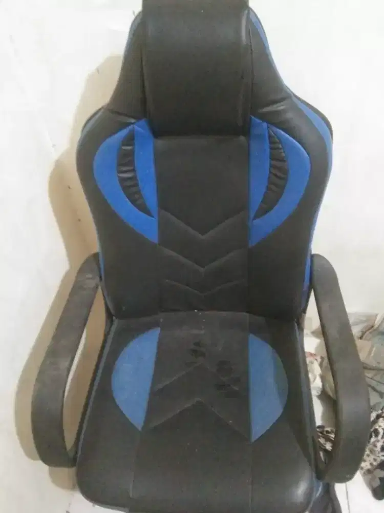 Kursi gaming second