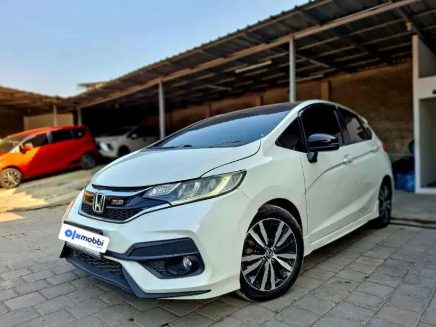 Hot Sale - Honda Jazz 1.5 RS Bensin-AT 2018