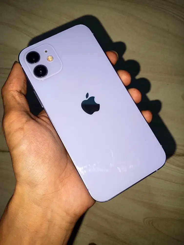 iPhone 12 64gb purple