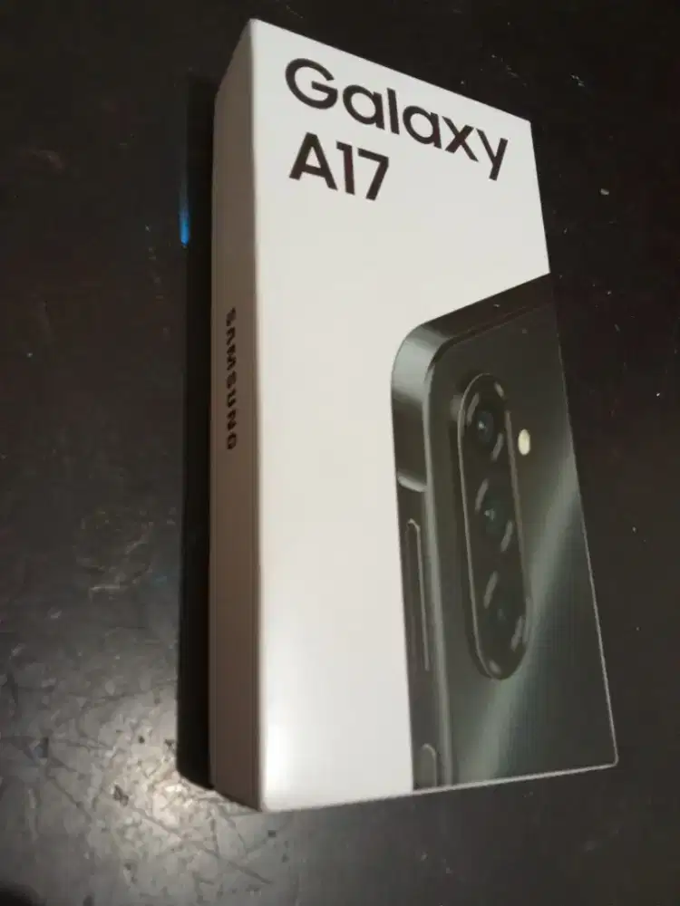 Samsung A 17 8/128 kondisi 99% 1 bulan di pakai