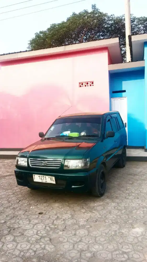 Toyota kijang /manual / hijau / 1997