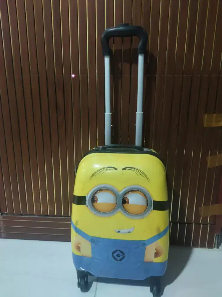 KOPER ANAK GAMBAR MINION