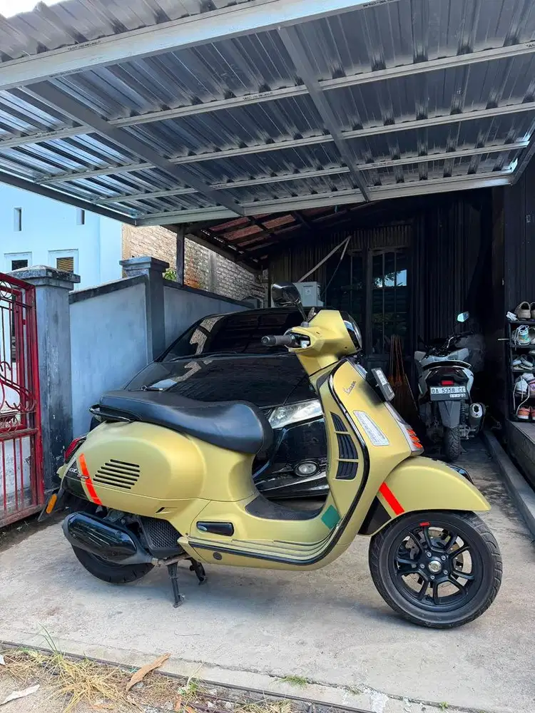 Vespa GTS SPORT