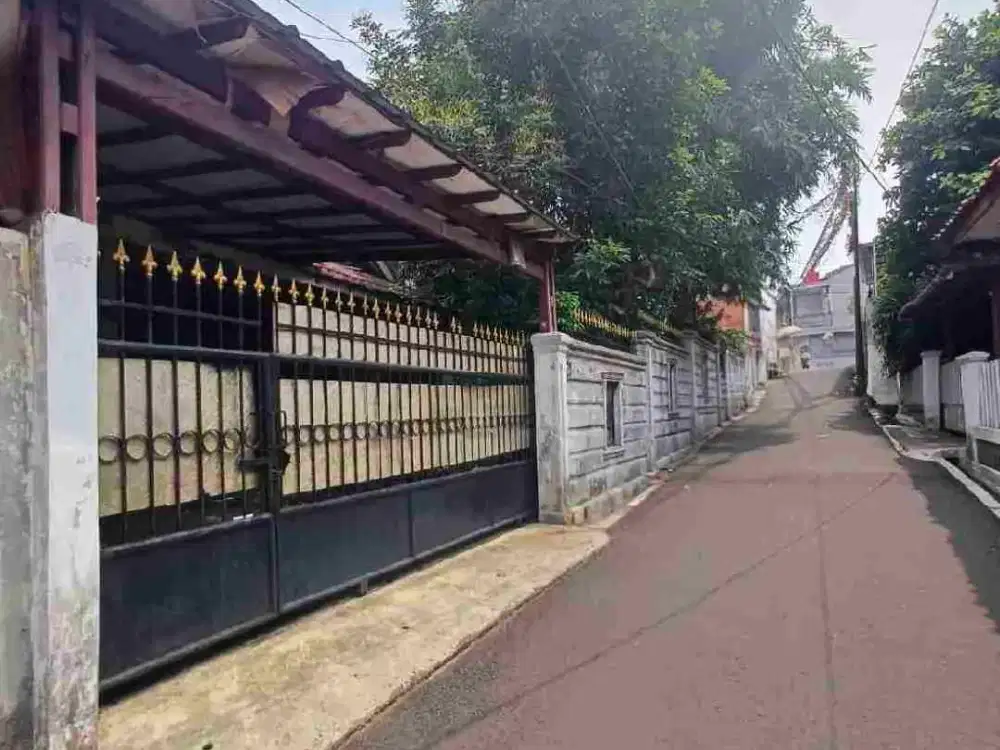 Jual Rumah Lama Hitung Tanah Dekat Stasiun Pasar Minggu