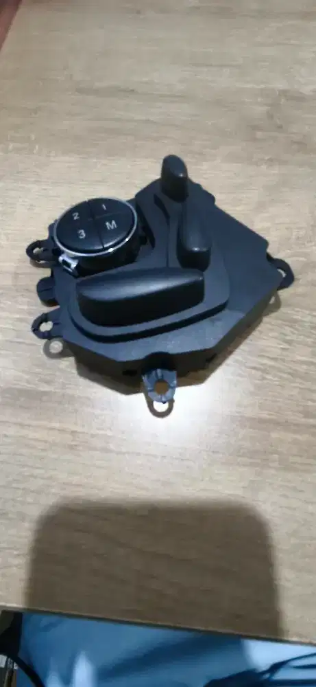 Tombol electric seat Mercedes e Class W211 Dan CLS W219