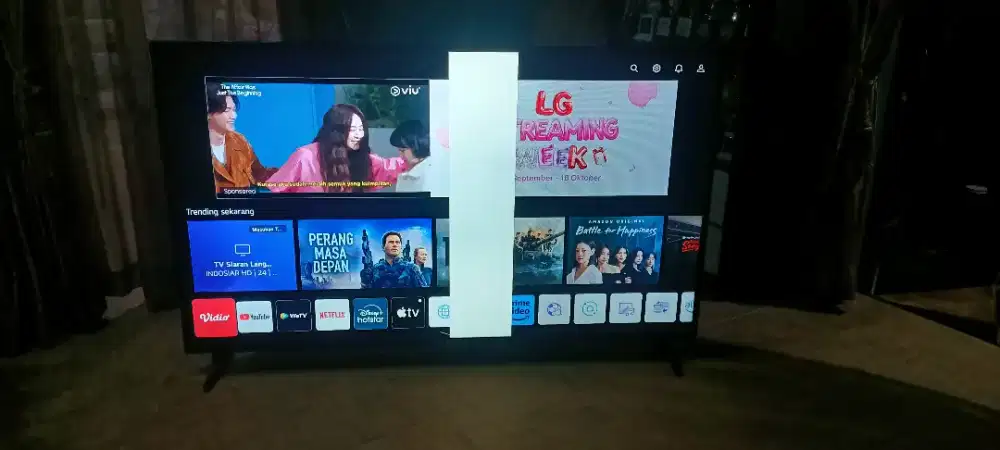 Tv LG 65 inci smart tv 4K UHD