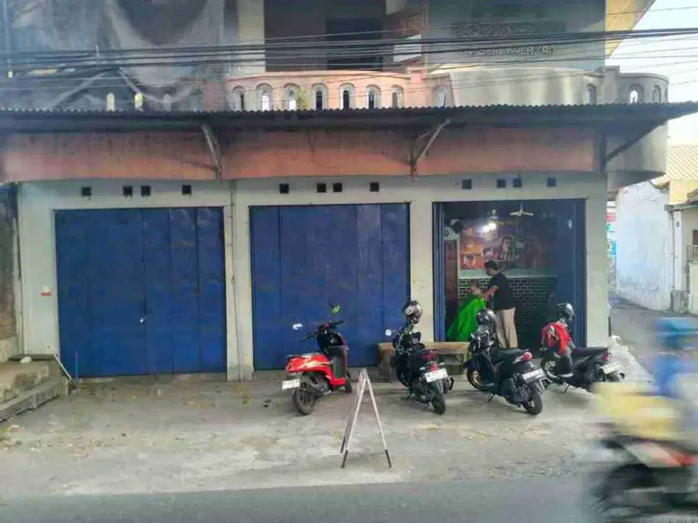 DIJUAL RUKO 3 LANTAI LOKASI STRATEGIS JALAN JOGJA–SOLO