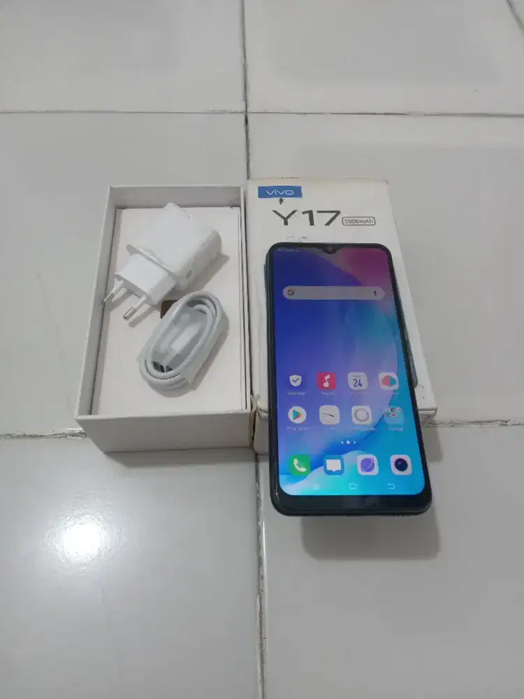 VIVO Y17 Ram 8GB Fulset (Biru)