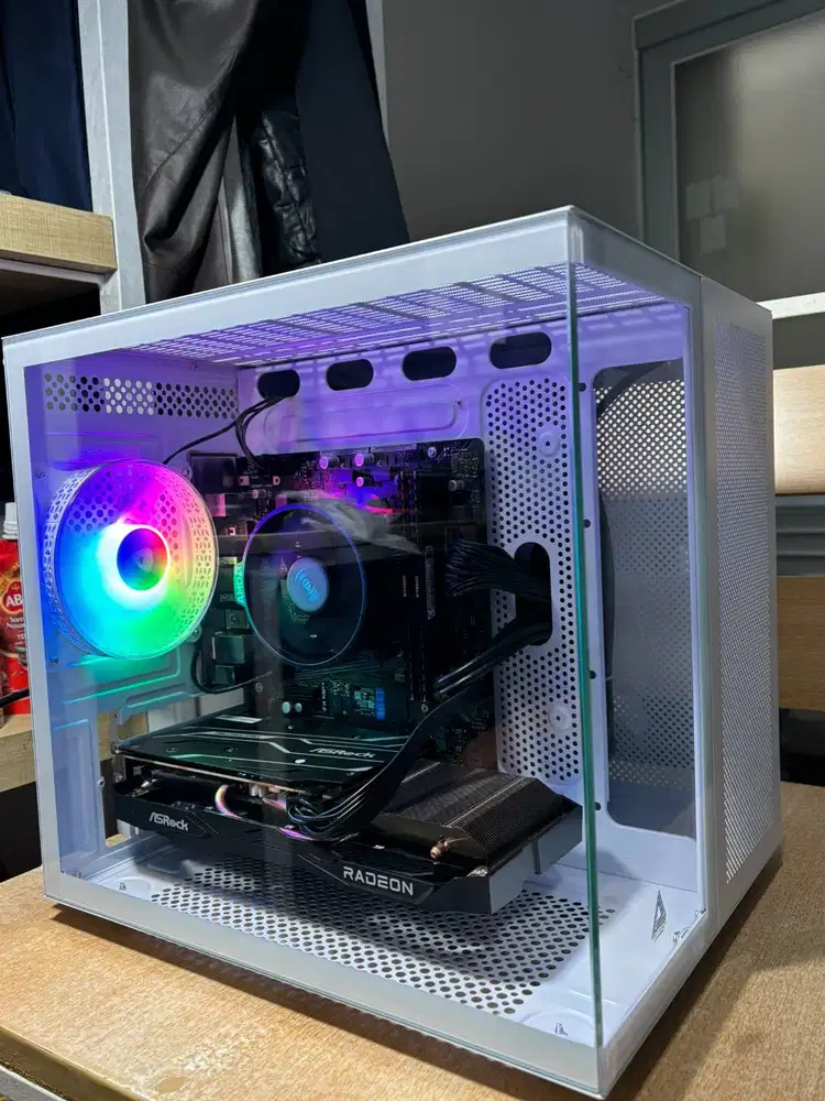 Komputer Rakitan Ryzen 5 5600G RX6600 RAM 32GB SSD 1TB