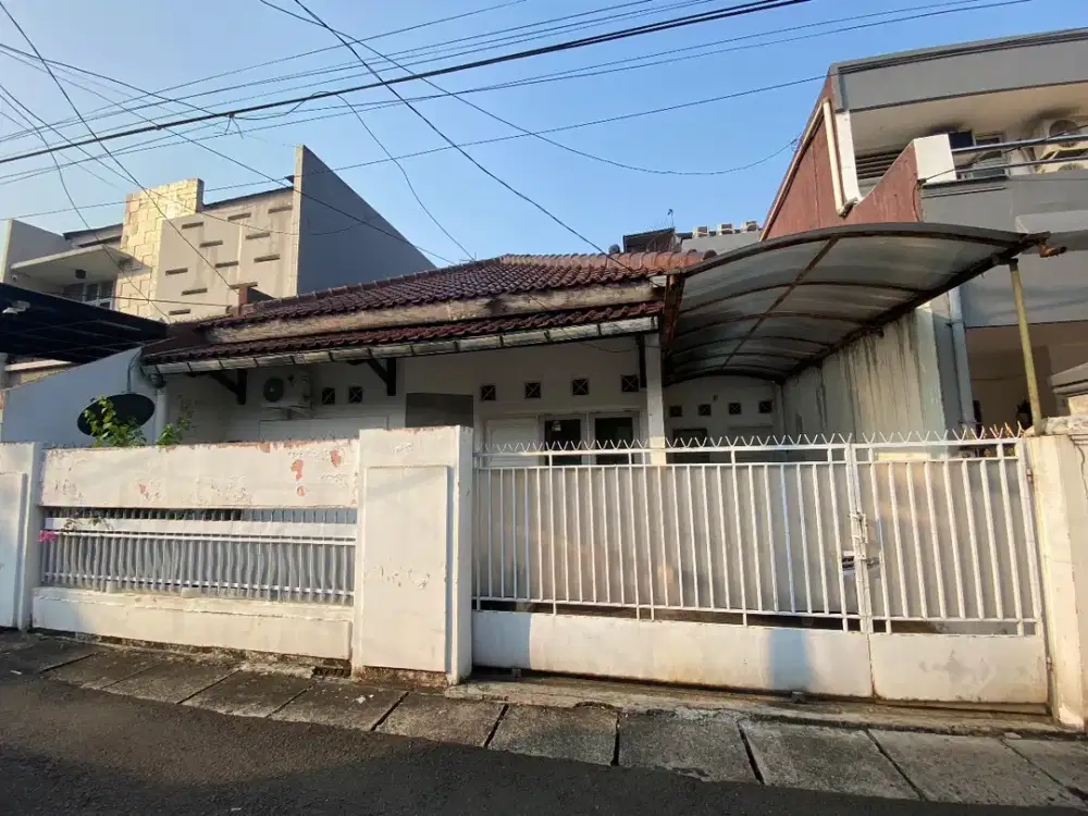Rumah Di Jalan Tebet Timur