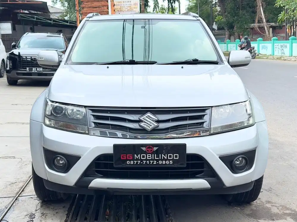 Suzuki Grand Vitara 2.4 JLX Automatic Th 2013