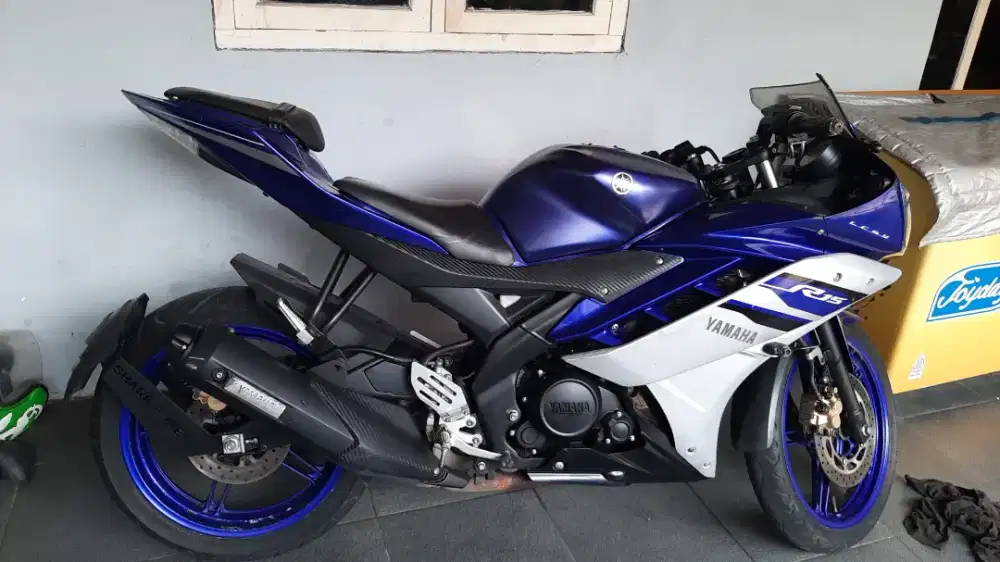 Yamaha R15 Tahun 2016 V2