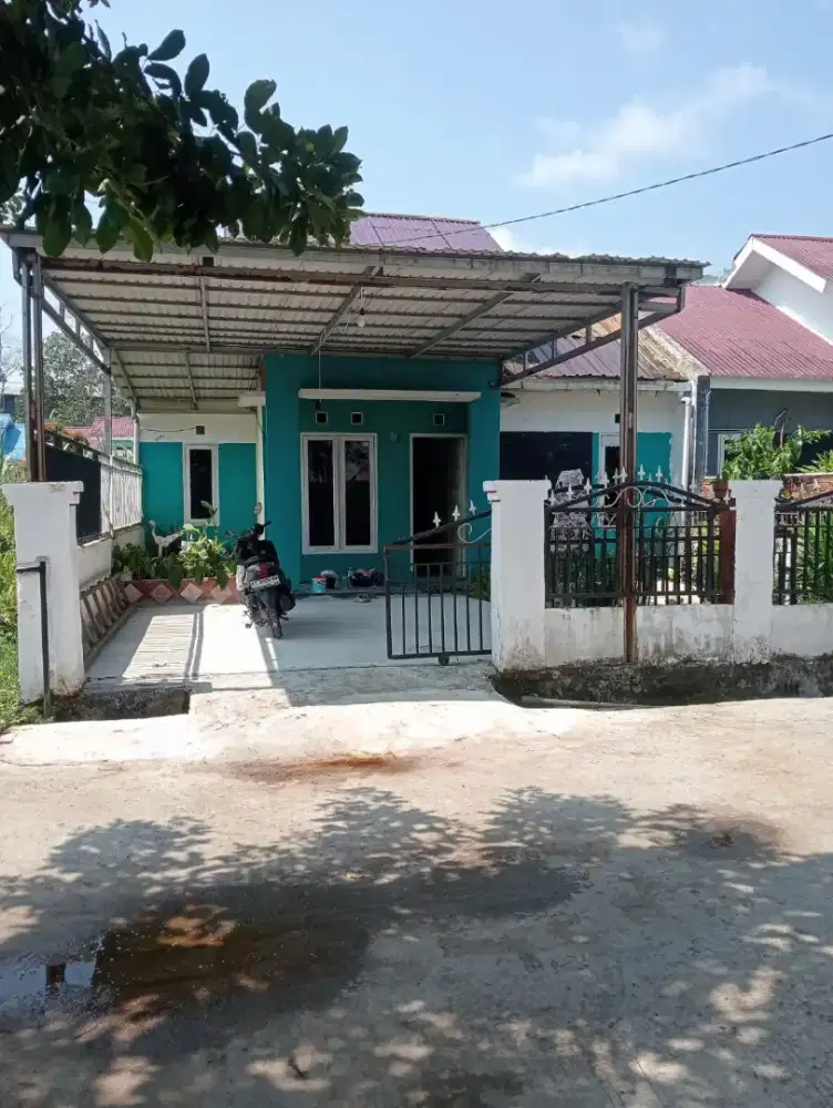 Dikontrakkan Rumah di komplek Perumahan Griya Kariangau Baru