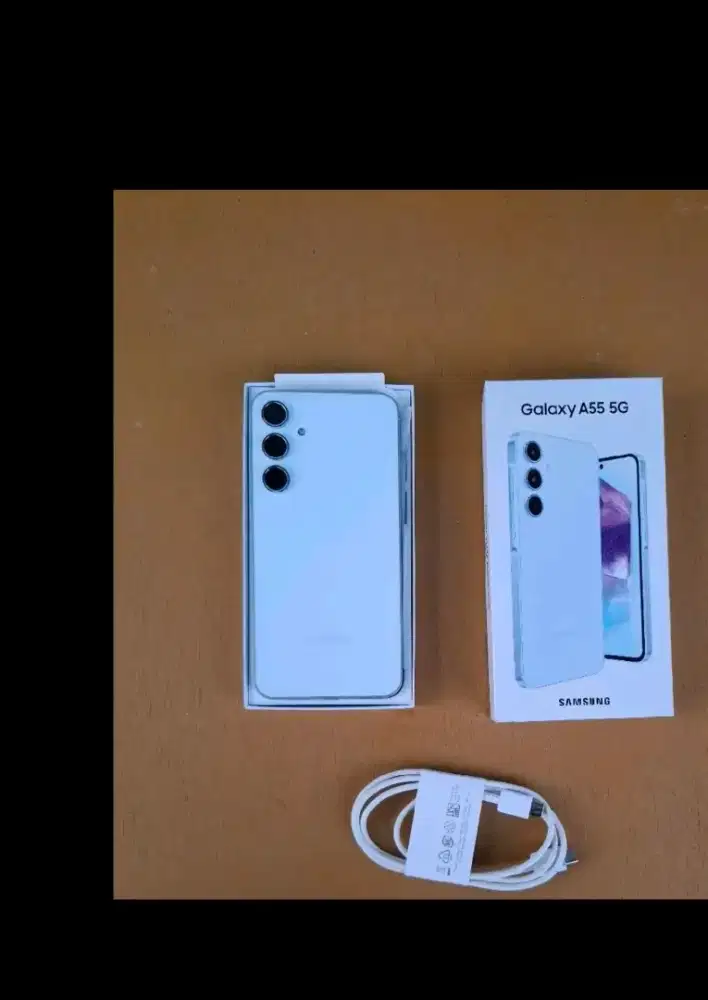 Galaxy a55 256 gb 8 gb like new full set