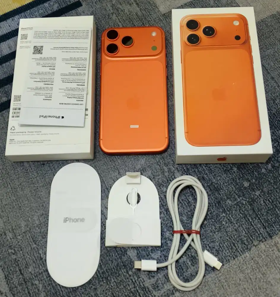 Iphone 17 Pro Max 256GB Orange ISTIMEWA BH 100 CC 16 Resmi 11/08/27