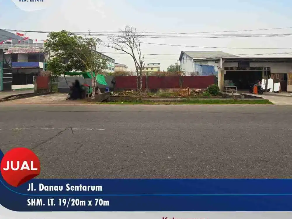 Tanah Tepi Jalan Raya
