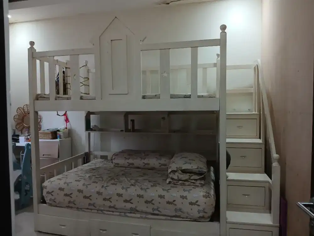 Tempat tidur susun 2