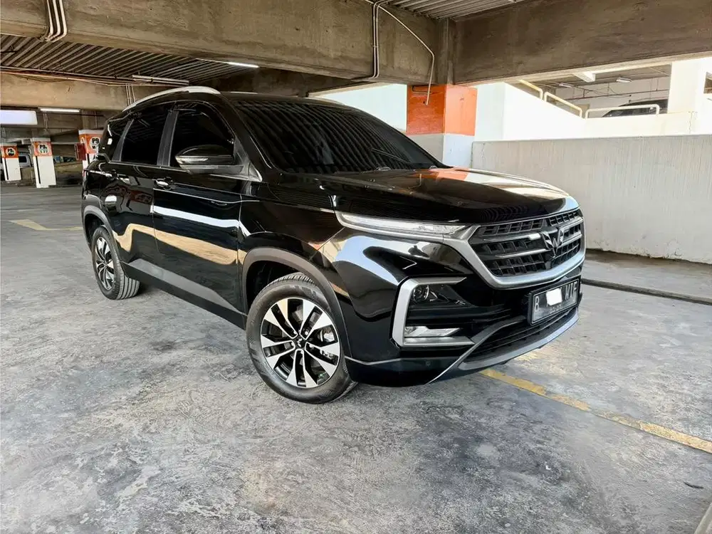 Wuling Almaz Exclusive 7 Seat Sunroof Hitam 20 Servis Record Tangan 1