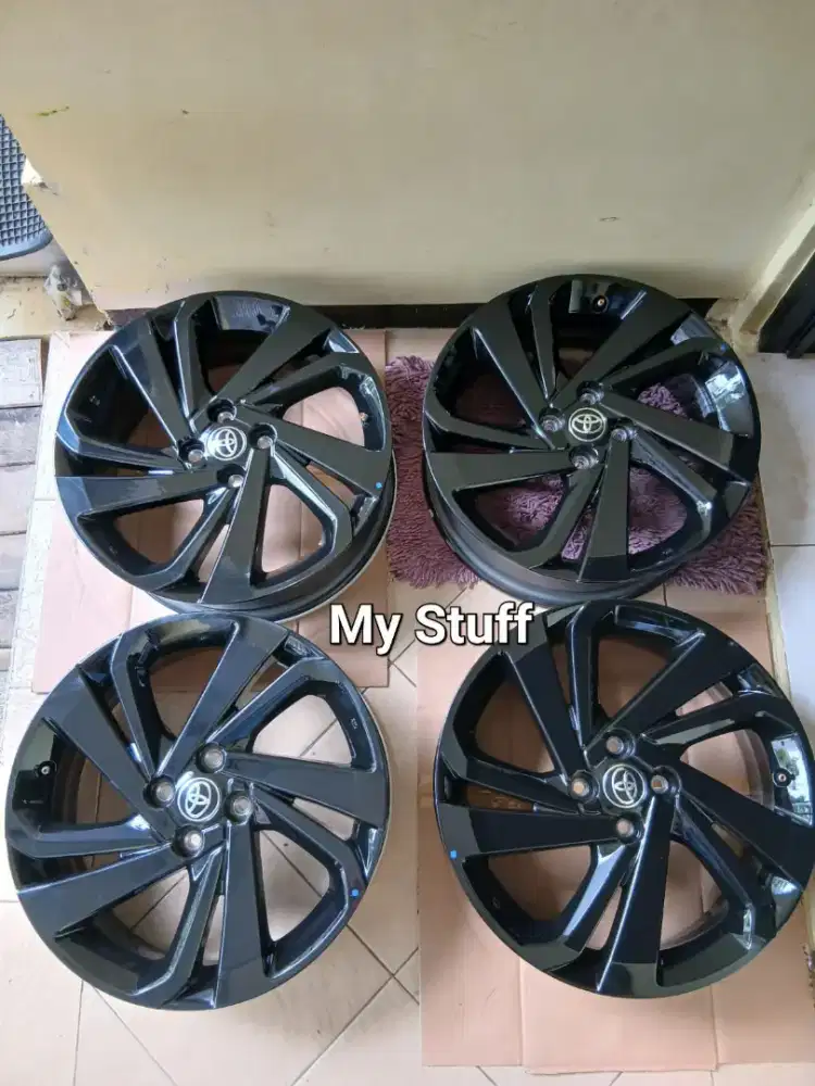 Velg Toyota Raize GR Sport R 17 Ori