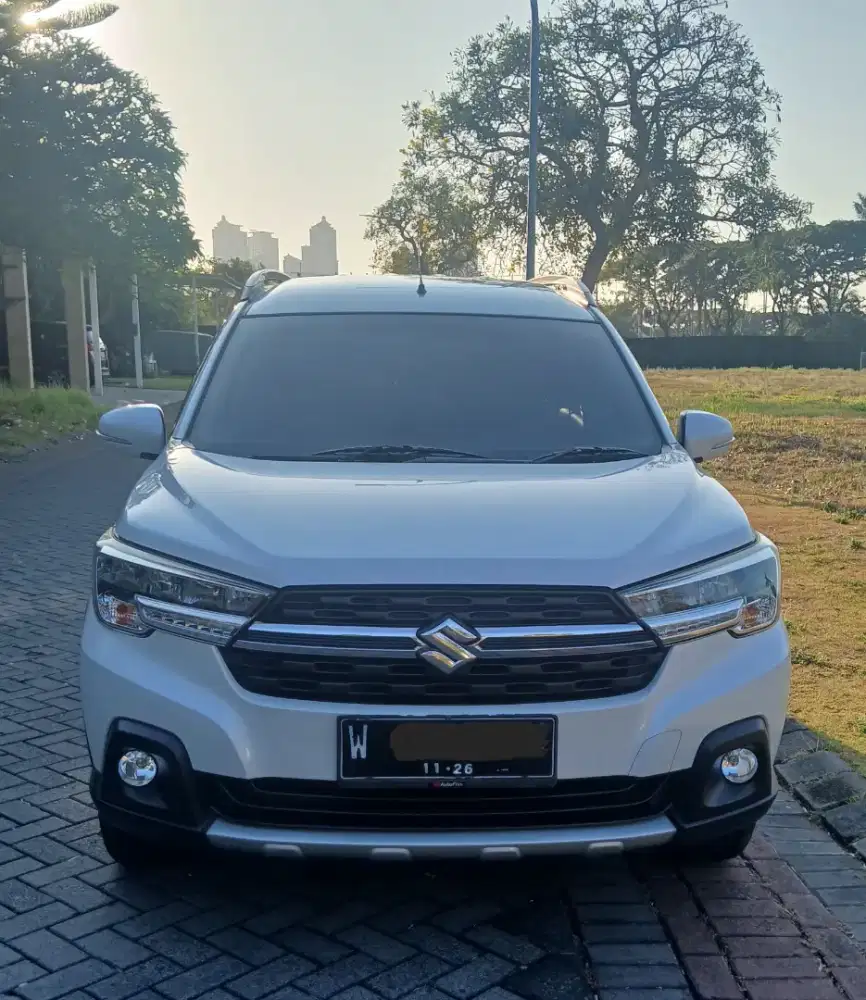 XL7 Beta AT 2021 Putih