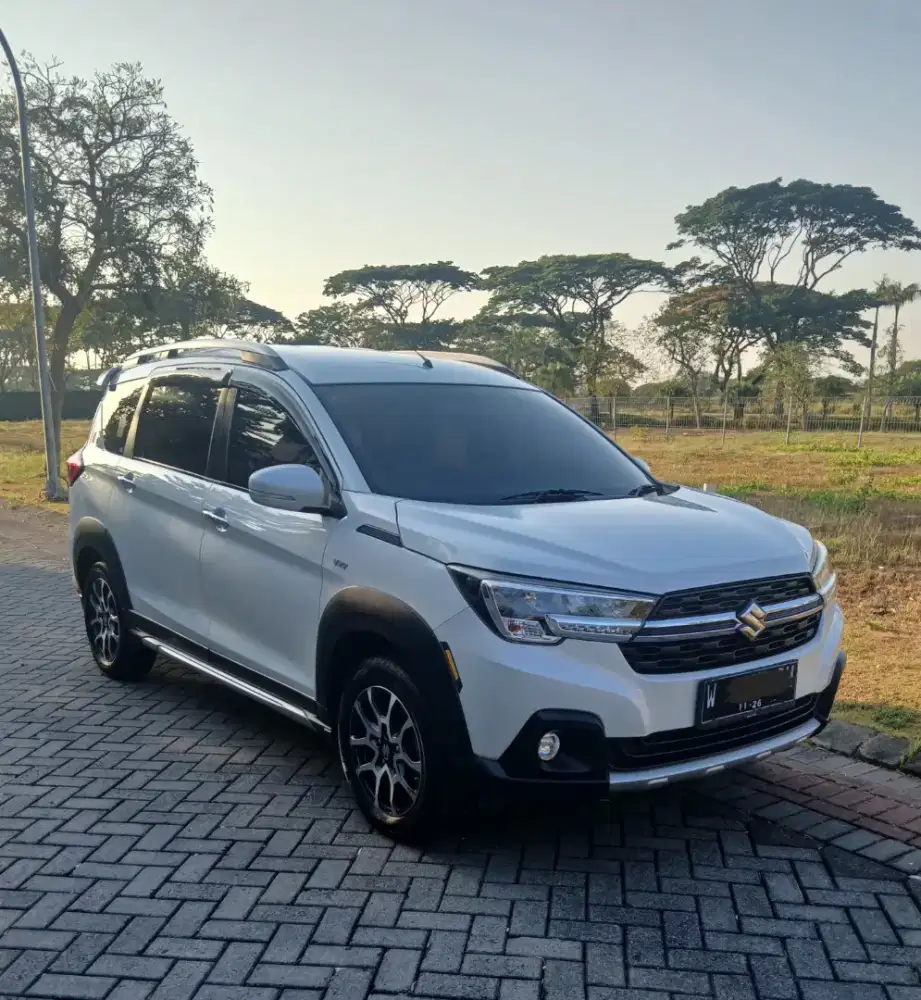 XL7 Beta AT 2021 Putih
