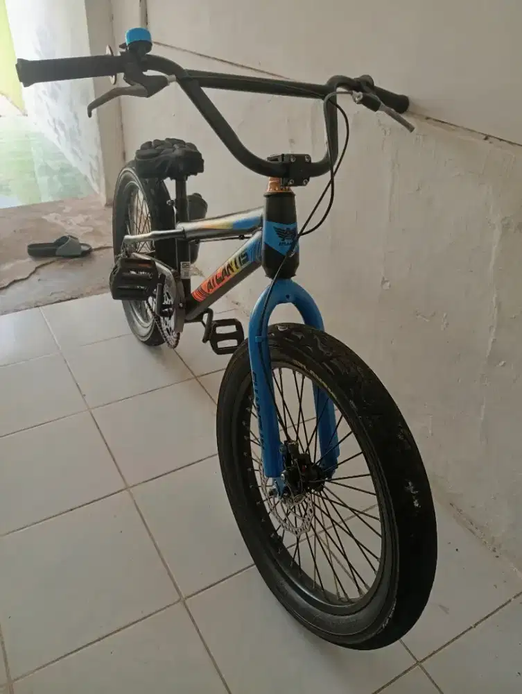 Sepeda BMX anak