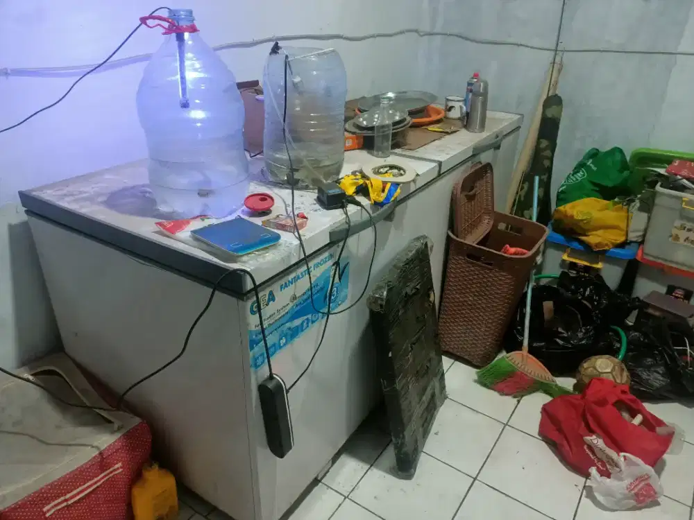 Jual  paket 4 Freezer second