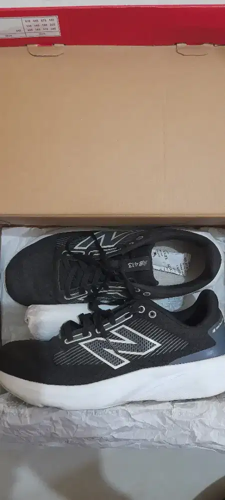 New balance shoes (running course)