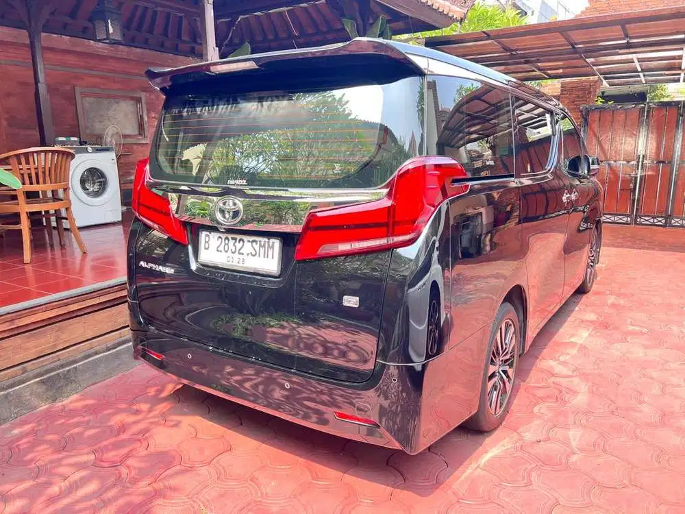 Toyota Alphard 2022 Bensin