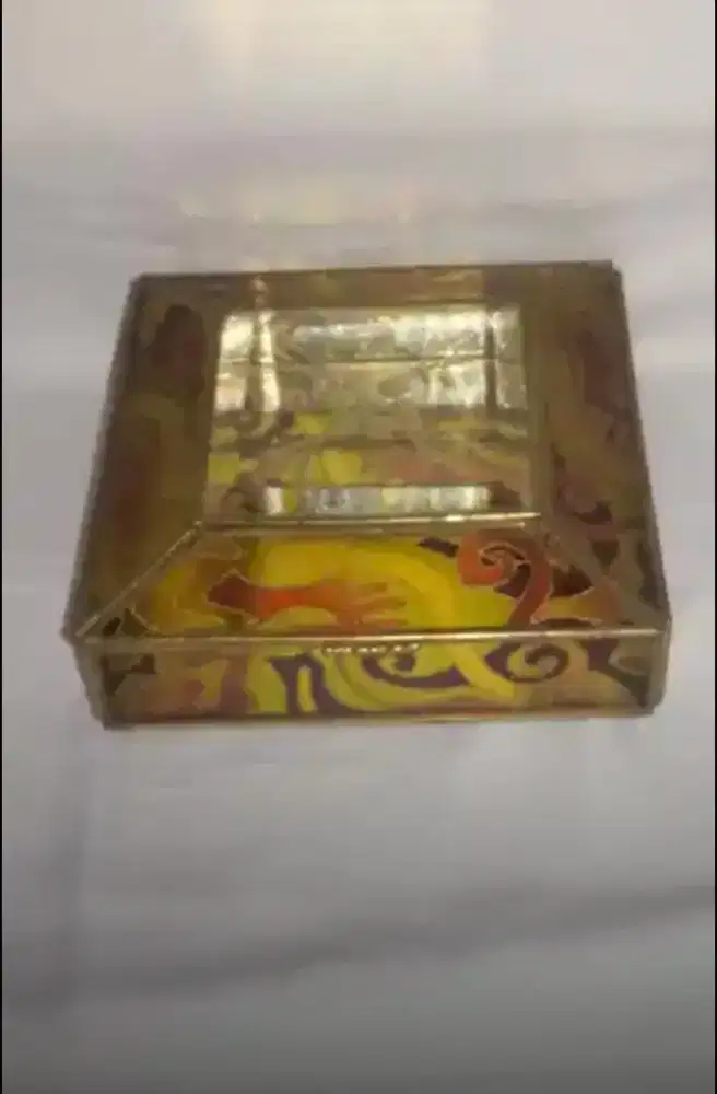 Box perhiasan vintage kaca motif gold