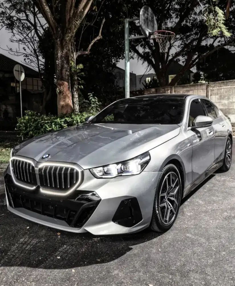 MURAH. iDrive8 BMW 520i M SPORT 2025 G60 2024 i7 530i