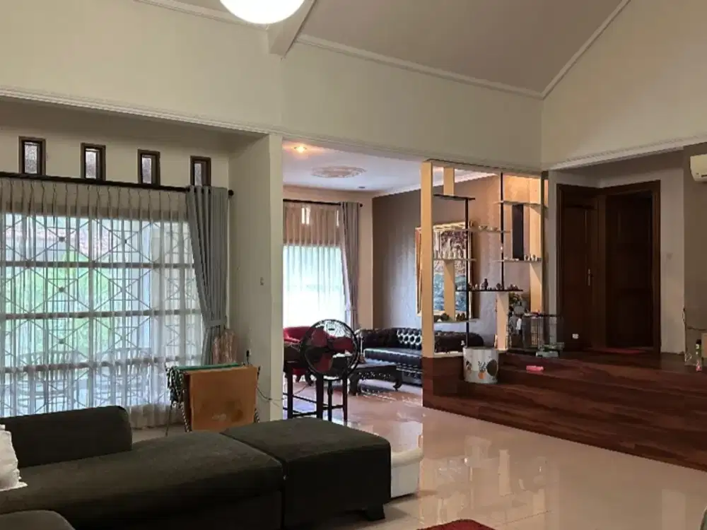 Rumah Bagus 1 Lantai Dalam Kawasan Komplek Perumahan Di Kemang