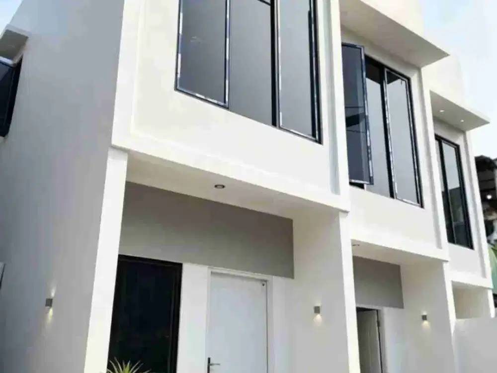 Rumah  di Jual di Mangga dua Selatan