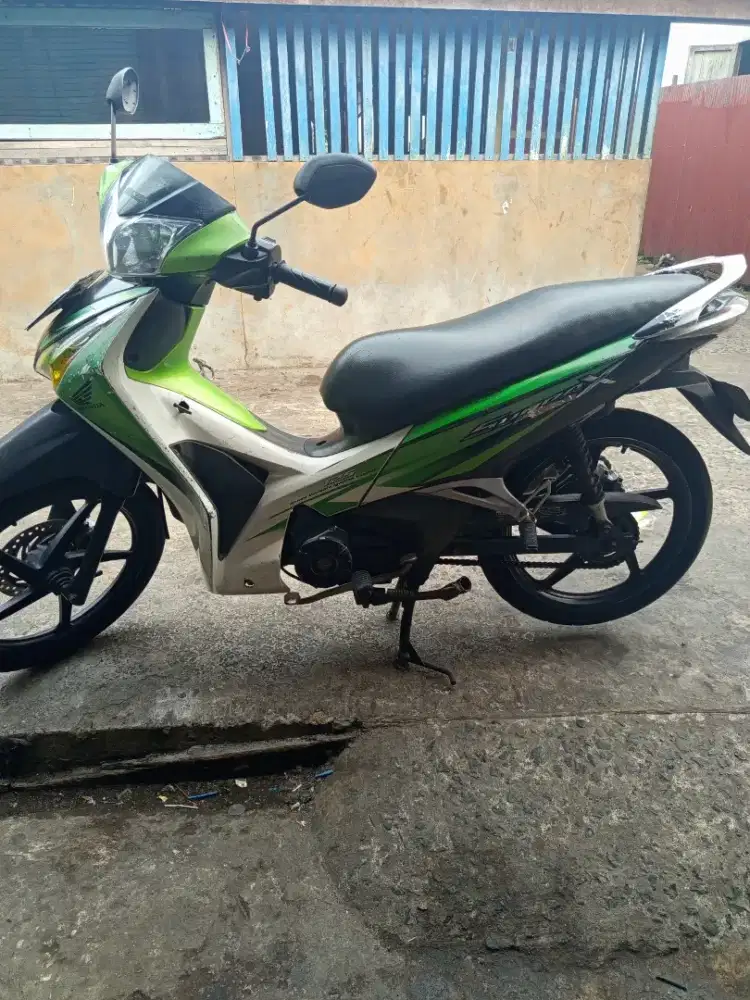 Honda Supra x helm in 2012