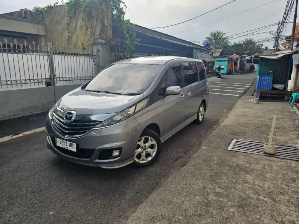 Mazda Biante Sky Active 2013