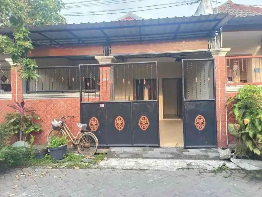 Dijual rumah lebak dekat kenjeran