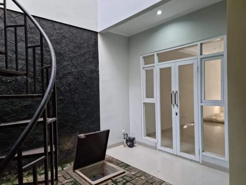 Dijual Rumah Baru Minimalis Startegis Akses 2 Mobil lebih, Jalan Lebar Margahayu Raya Kota Bandung