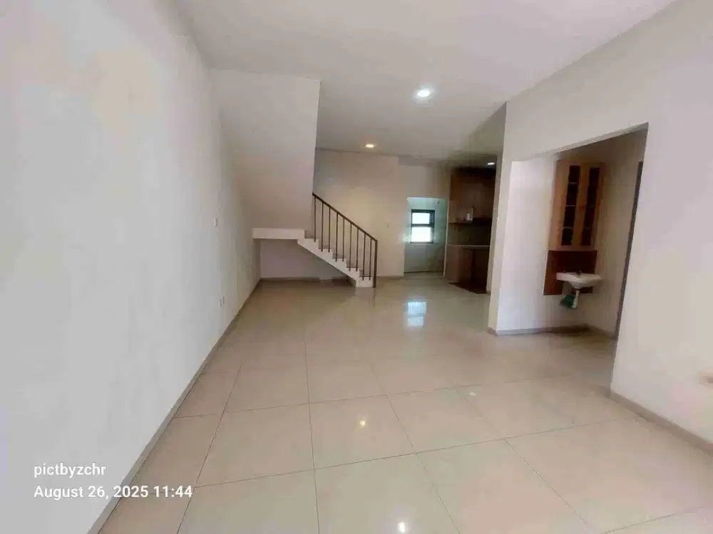 Rumah Minimalis di Cluster Cipedes Residence 2, Strategis Dekat Mall Paris Van Java