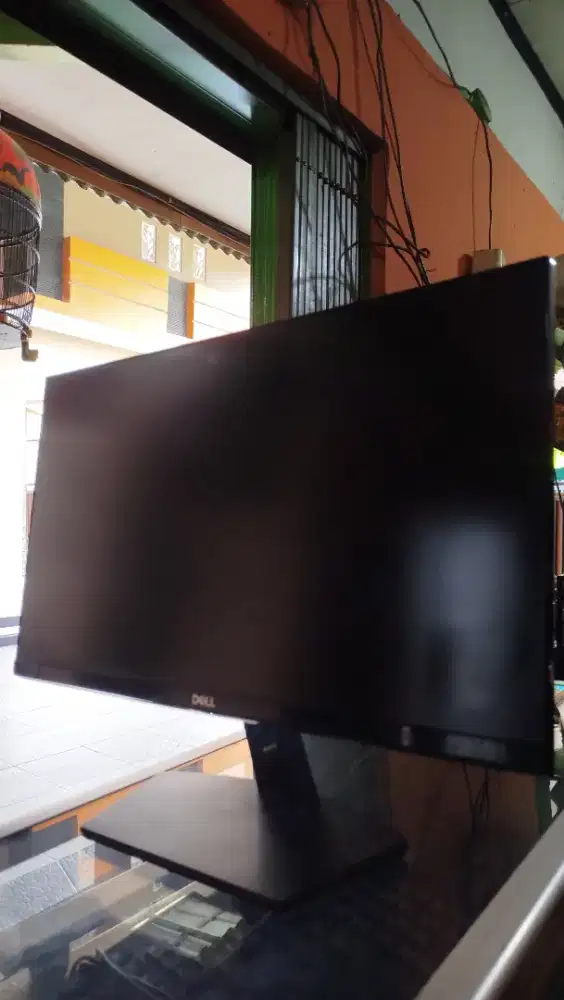 Monitor LED Dell SE2219HX 21.5 (22)Inch Full HD IPS – Mulus Siap Pakai