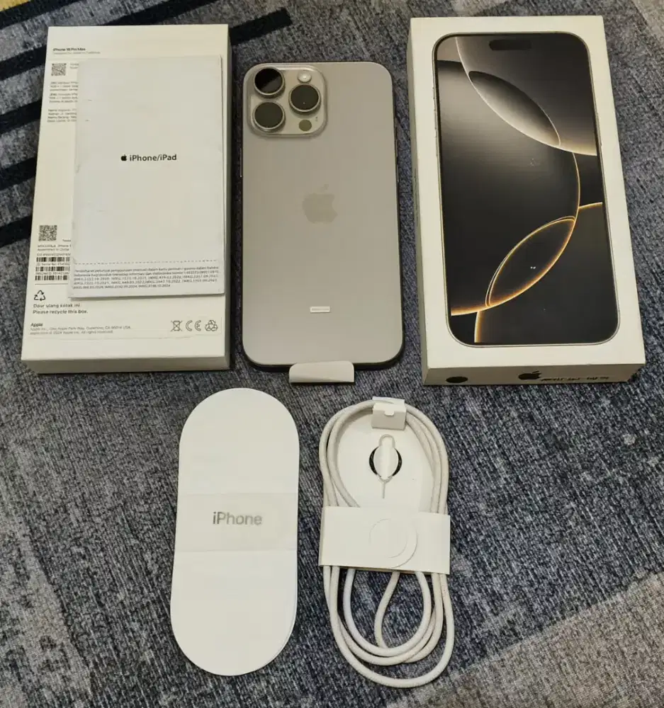 Iphone 16 Pro Max 512GB Natural ISTIMEWA BH 100 CC 21 Resmi 06/08/27