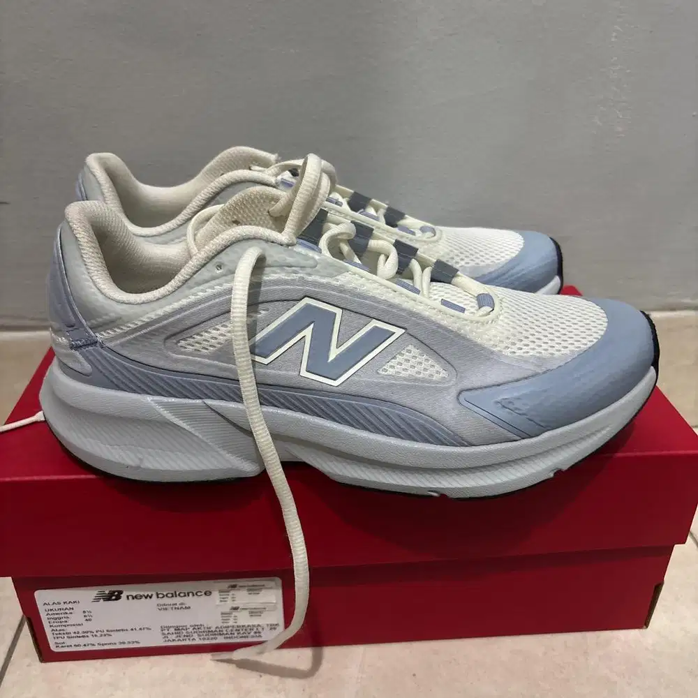 New Balance CTLYST Womens Training Shoes