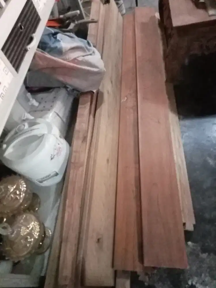 Jual dipan jati layak. Pakai kondisi 85 persen