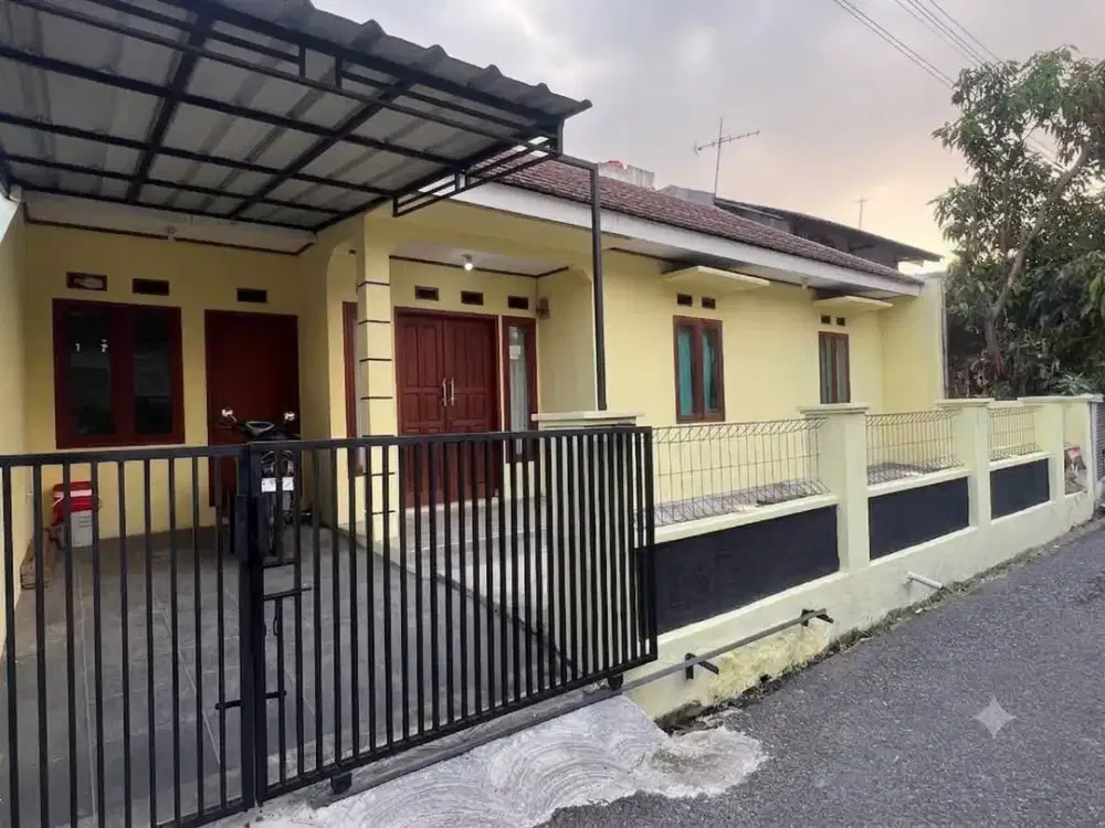 Di Sewakan Rumah Terawat Di Komplek Margahayu Raya Bandung Timur Kota Bandung Lokasi Bebab Banjir