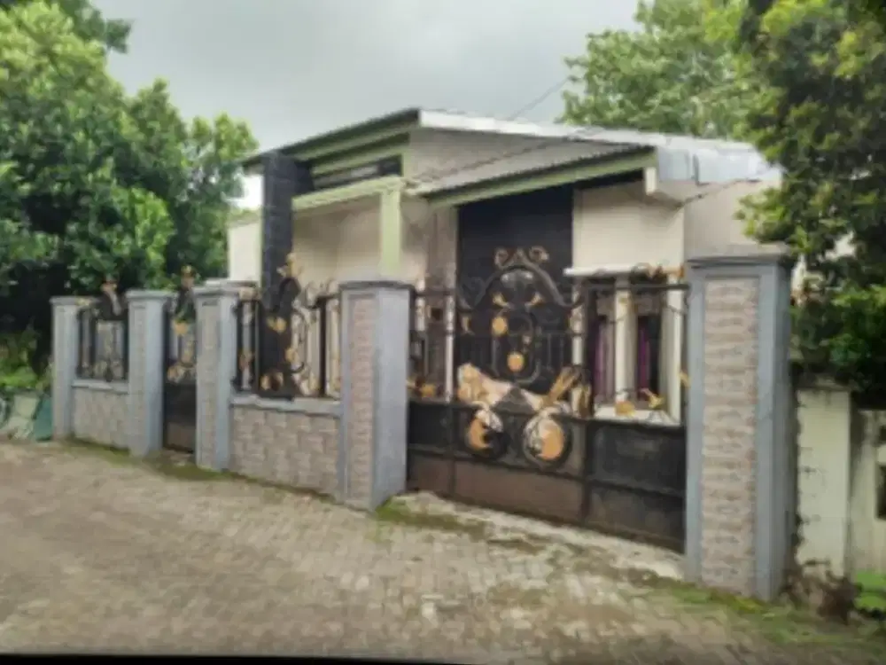 Dijual Rumah sekitar Jalan Poros Kariango, Maros