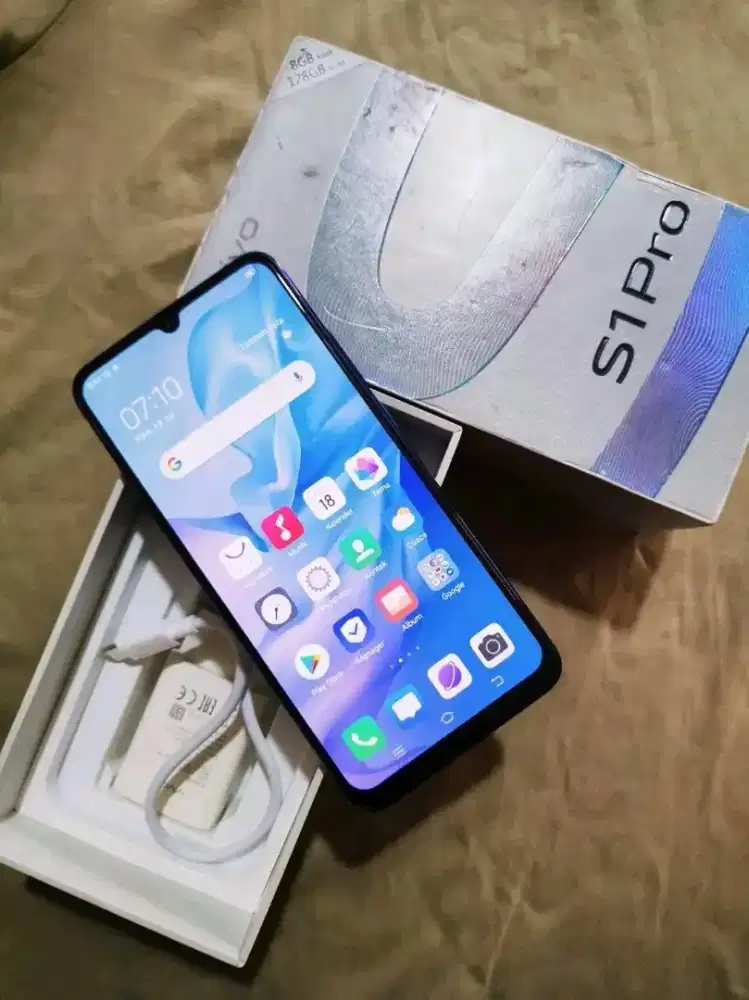 Vivo s1 pro ram 8/128 fullset