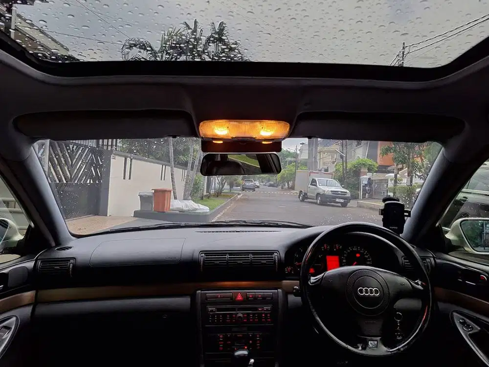 (CBU) 2002 Audi A4 SUNROOF Sports Stir Km 85rb Pjk Apr 2027 Siap Pakai