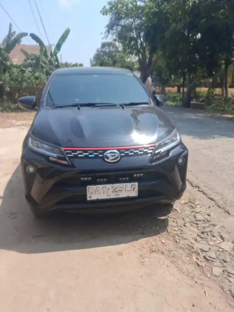 Mobil tahun 2023